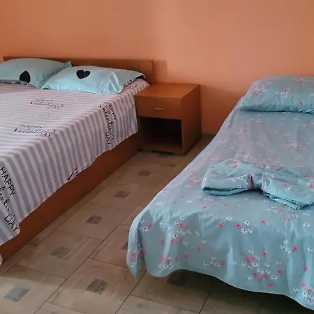 Casa Mld Pensión Două Mai